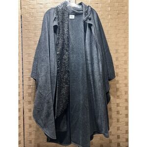 Preston & York Vtg Women's Gray Cape Jacket One Size Soft, Luxurious Feel VGC!